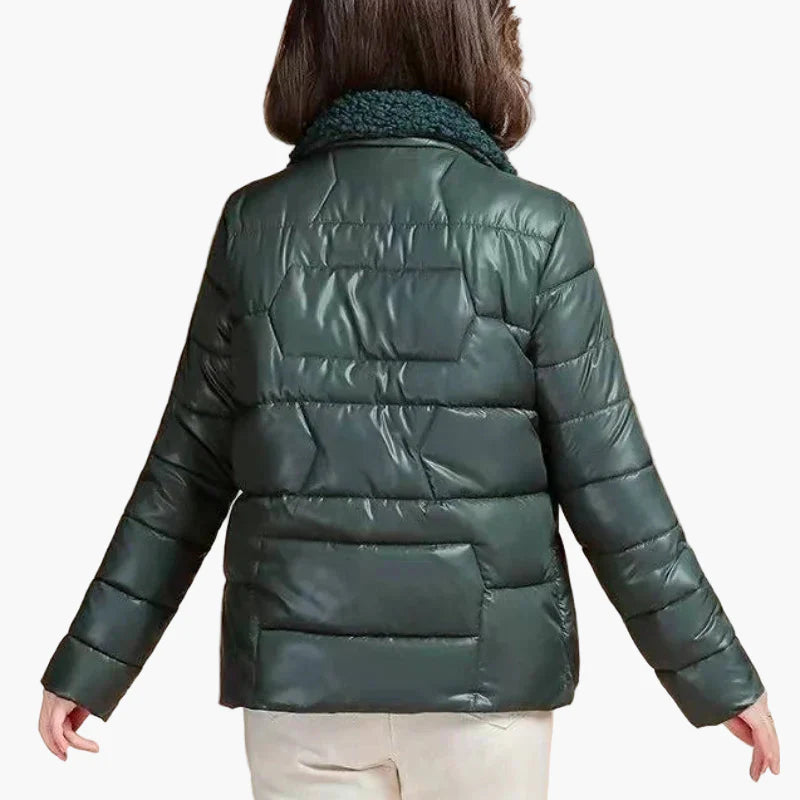 Women's winter quilted jacket with fashionable collar – elegant outdoor jacket for cold days