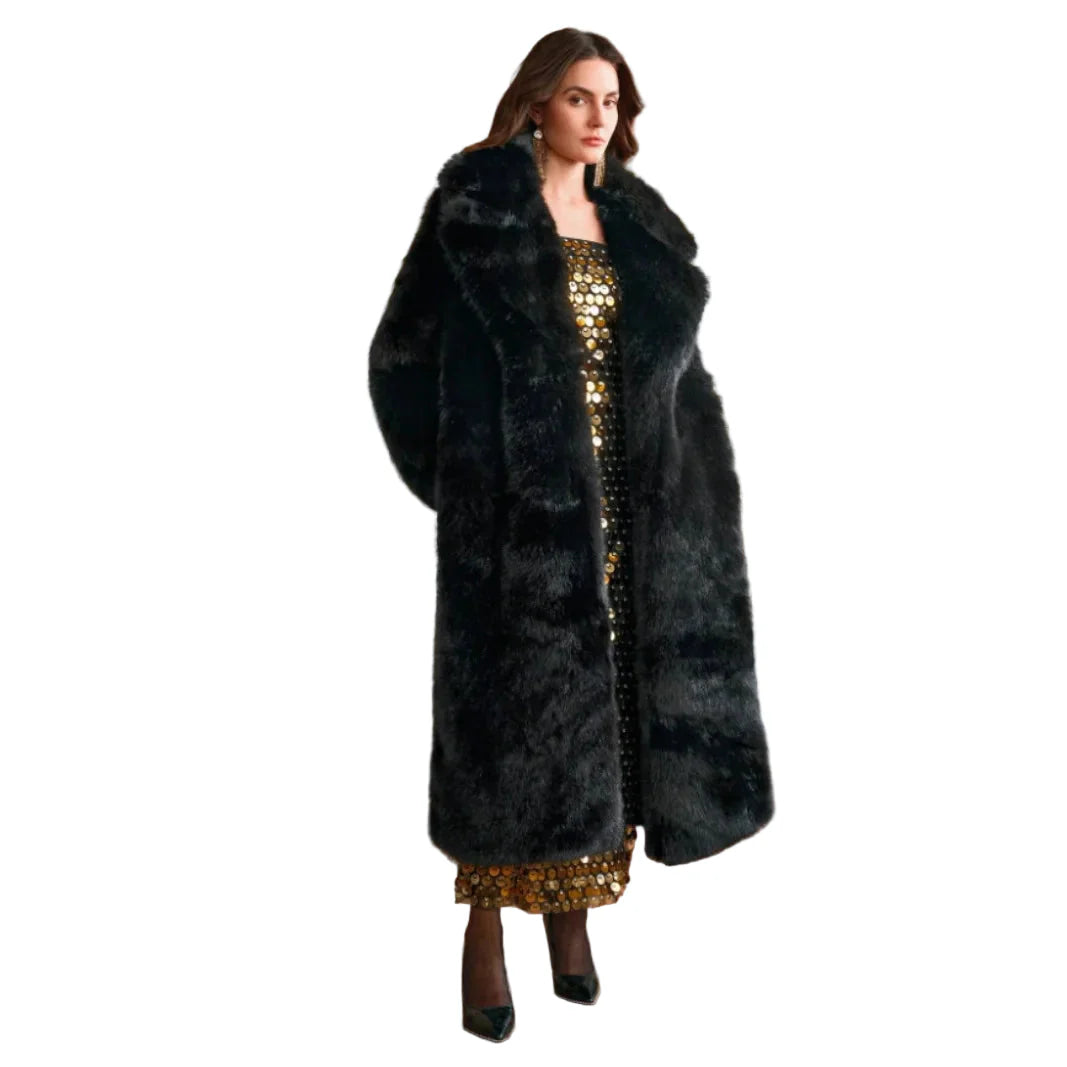 Women's maximalist oversized faux fur coat for luxurious winter look – fashionable statement coat for cold days