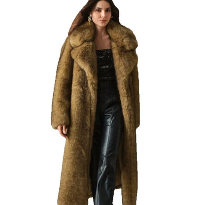 Women's maximalist oversized faux fur coat for luxurious winter look – fashionable statement coat for cold days