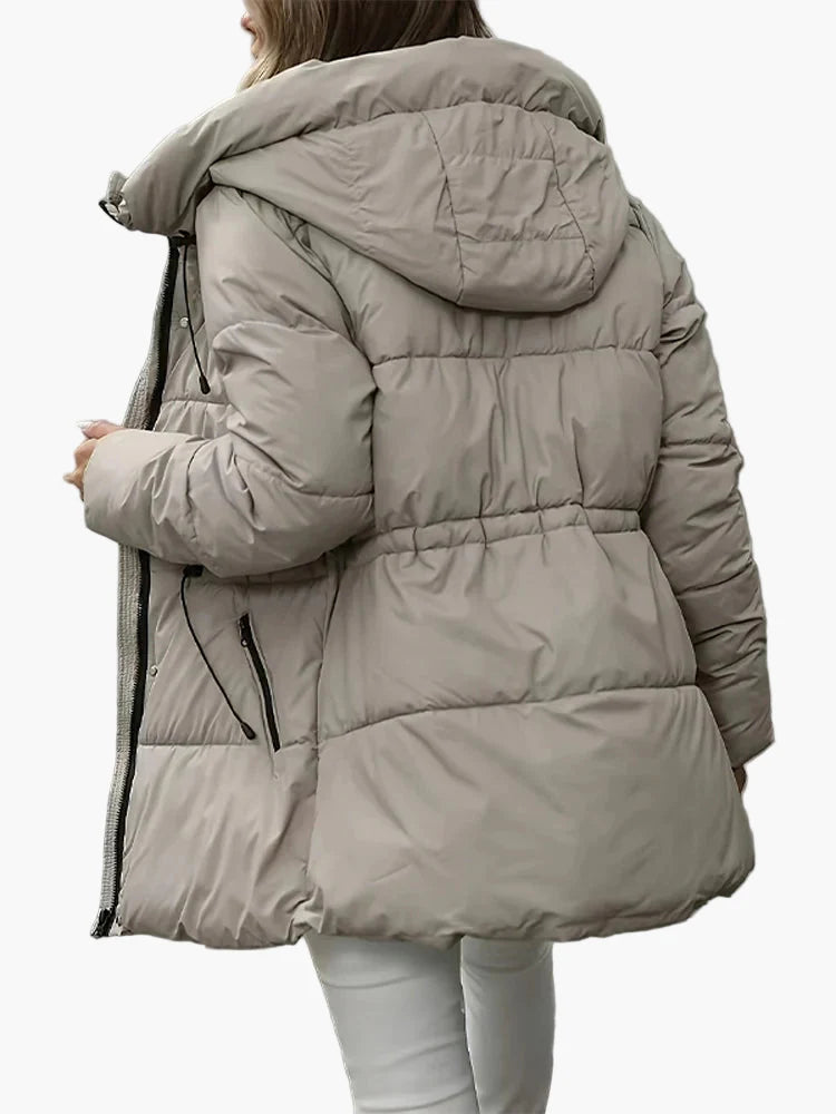 Women's winter quilted jacket with hood, fashionable, warm and versatile for leisure and everyday use