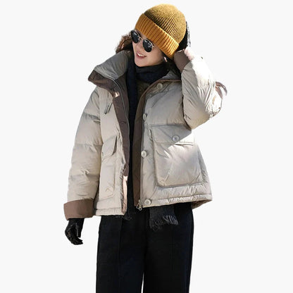 Women's winter quilted jacket with hood, fashionably loose, ideal for everyday and outdoor use