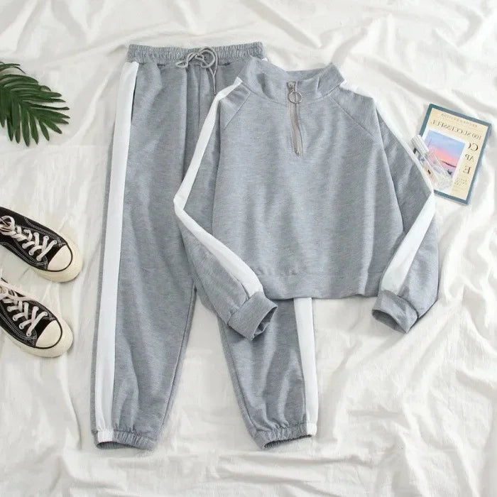 Women's Tracksuit Two-Piece in Korean Style – Fashionable Casual and Sports Look for Autumn