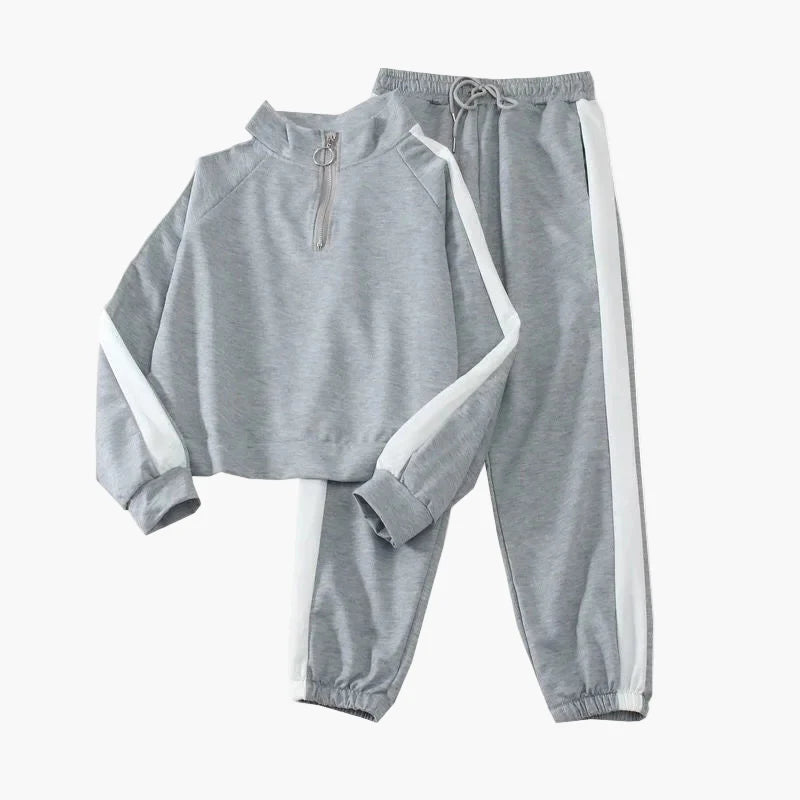 Women's Tracksuit Two-Piece in Korean Style – Fashionable Casual and Sports Look for Autumn
