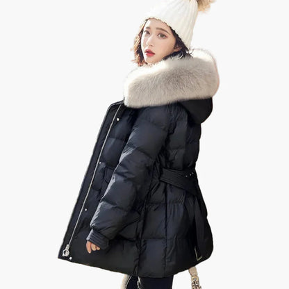 Women's winter quilted coat with hood and fur collar – elegant city look for cold days