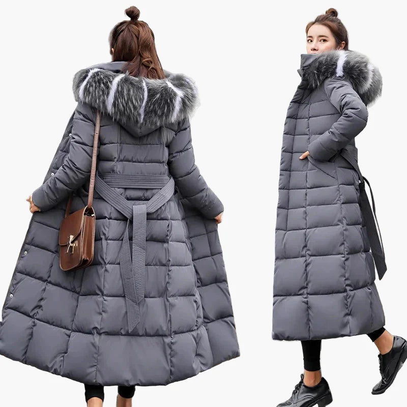 Women's winter quilted coat with hood and fur collar – elegant long parka for everyday & outdoor