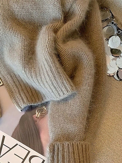 Women's knitted jacket with zipper and contrast collar – fashionable cropped cardigan for everyday and leisure use