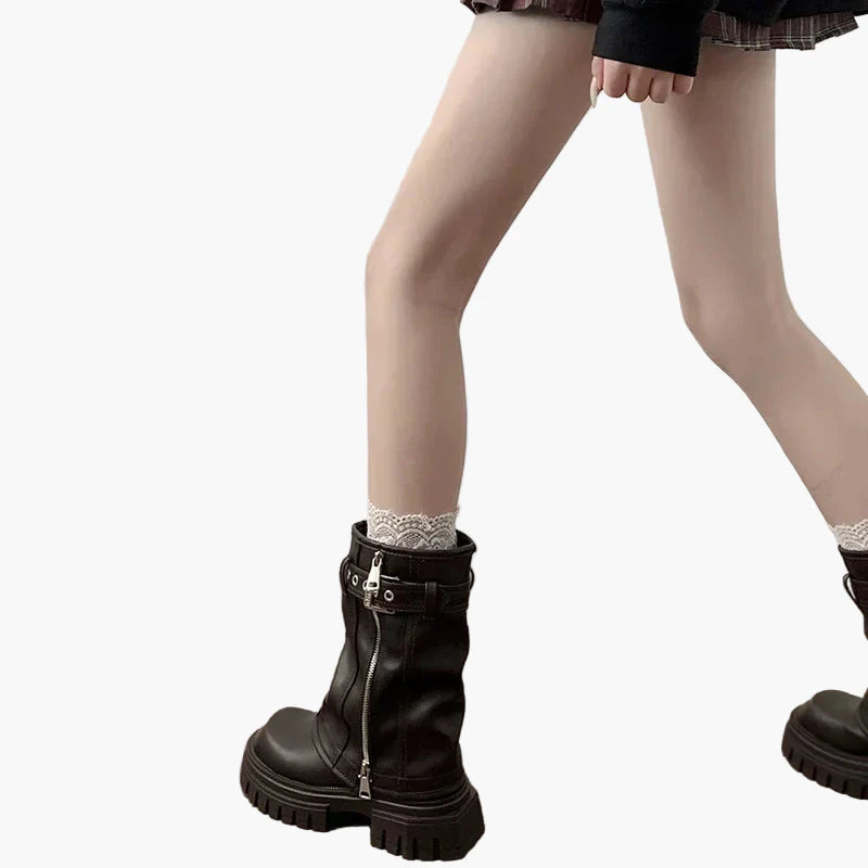 Women's platform boots with zipper and buckles trendy autumn winter look