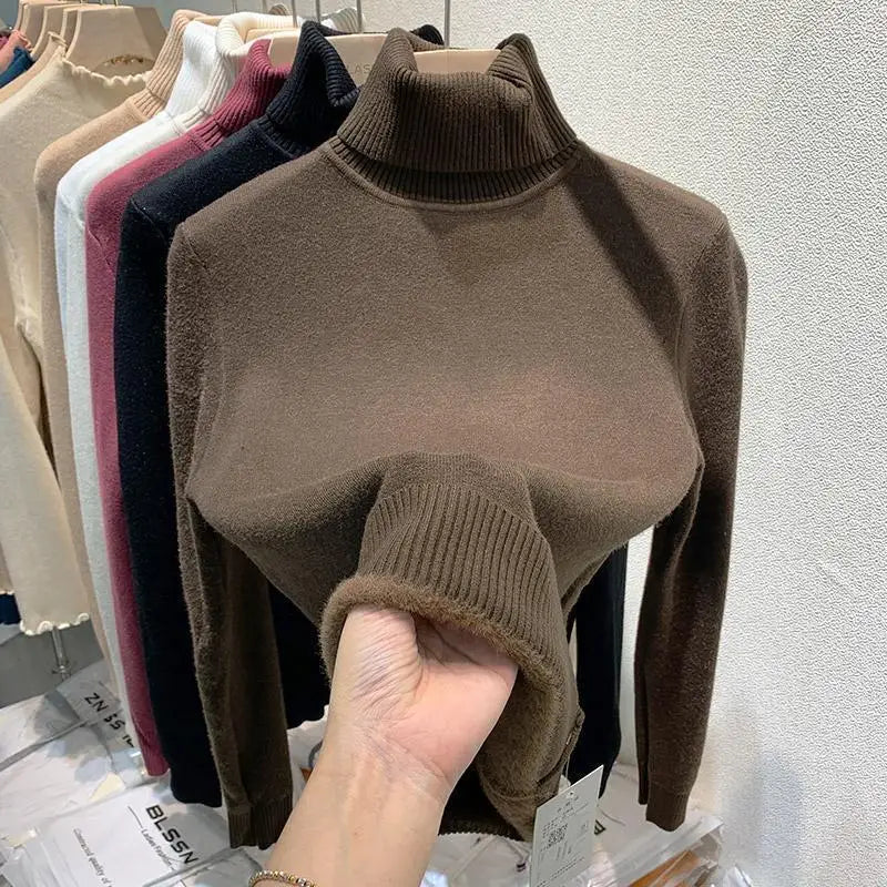 Women's turtleneck sweater with fleece lining – fashionable winter basic sweater for everyday and office use