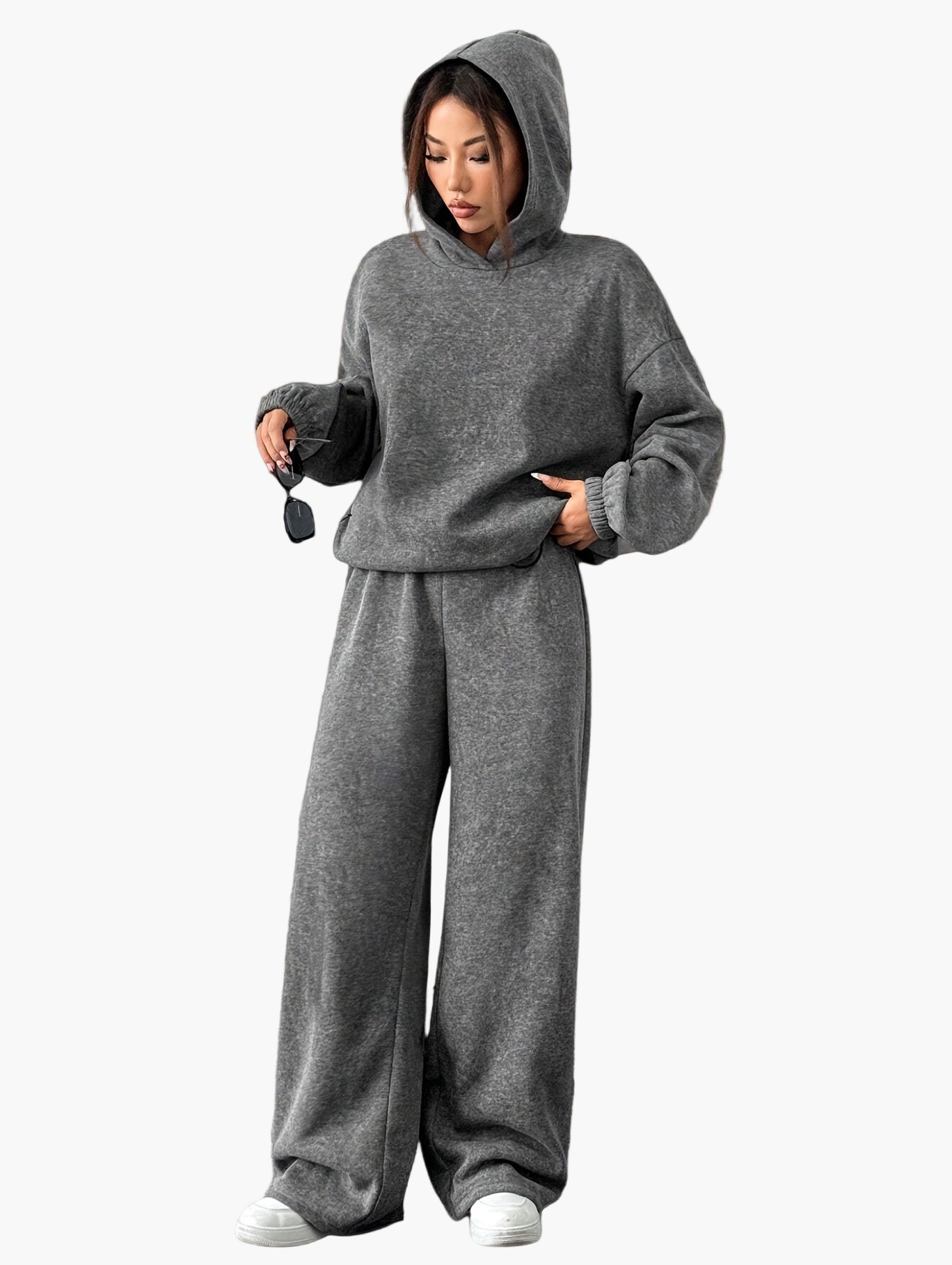 Women's lounge set with hooded sweatshirt and wide-leg pants for leisure and sports
