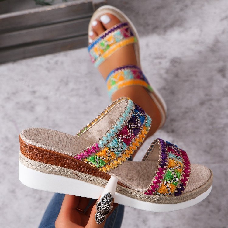 Susan – Ethnische Stil Weichgewebte Sandalen im Sommer mit breiten Riemen