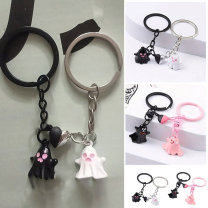 Halloween Keychain Set – Cute Ghosts for Couples, Friends & Decoration