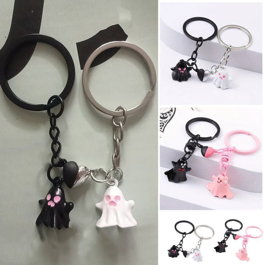 Halloween Keychain Set – Cute Ghosts for Couples, Friends & Decoration