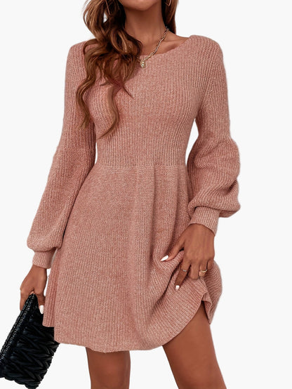 Women's knitted dress elegant with balloon sleeves and round neckline – perfect for everyday and leisure