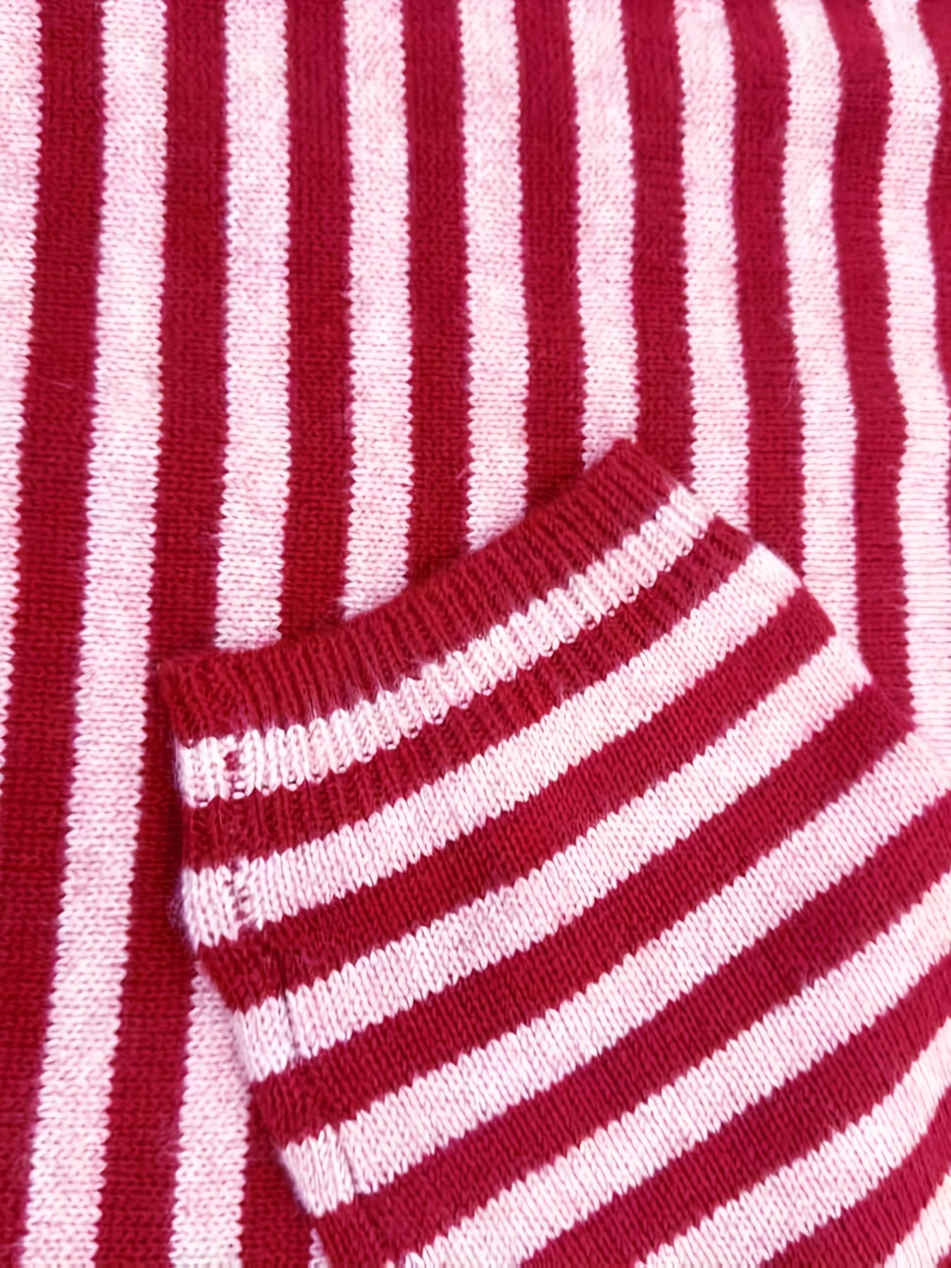 Damen Pullover mit Streifenmuster und Rundhalsausschnitt – Eleganter Strickpulli für Herbst und Winter