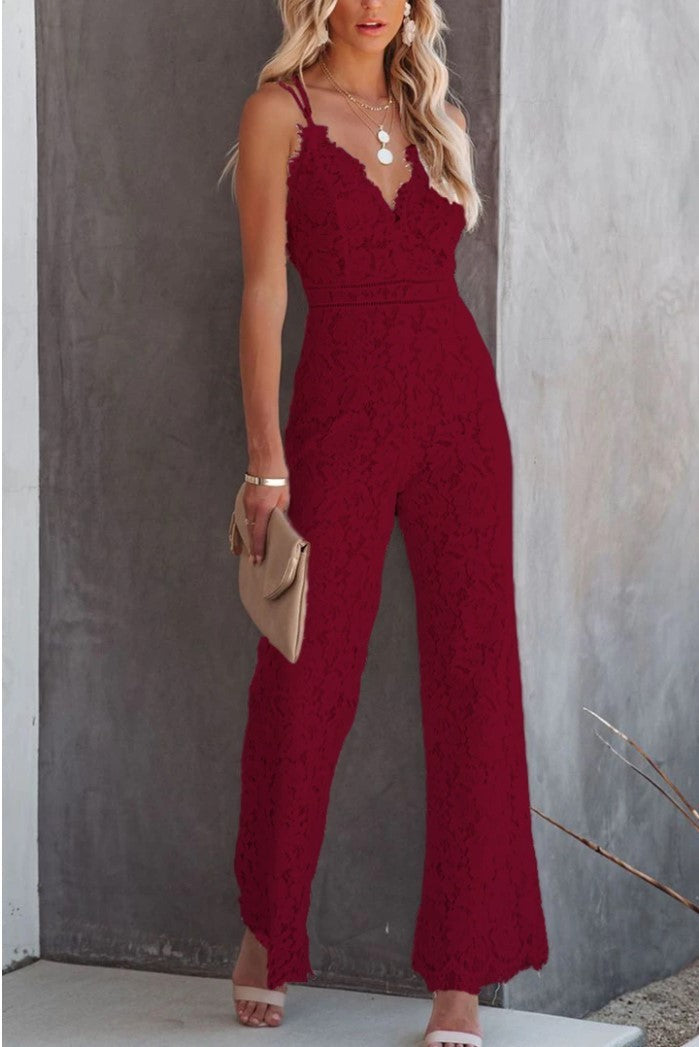 Sarah – Ärmelloser Damenjumpsuit mit Spitzenbesatz