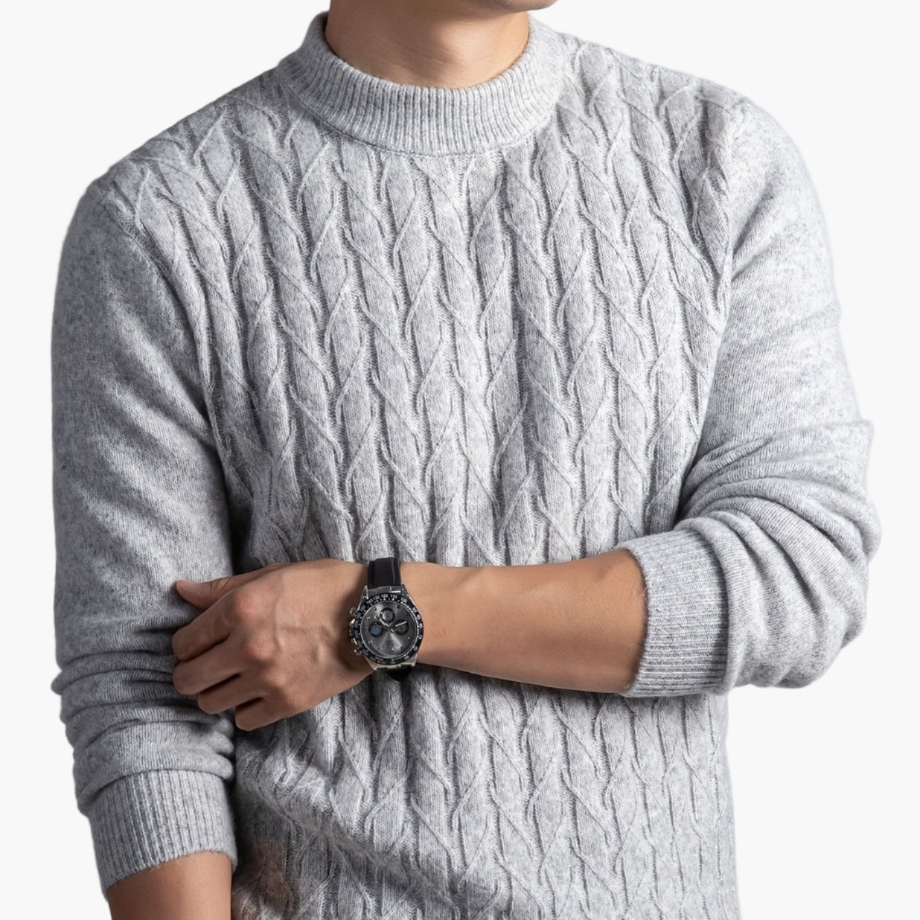 Herren Pullover mit Zopfmuster – Modernes, lässiges Strickdesign für Alltag und Büro