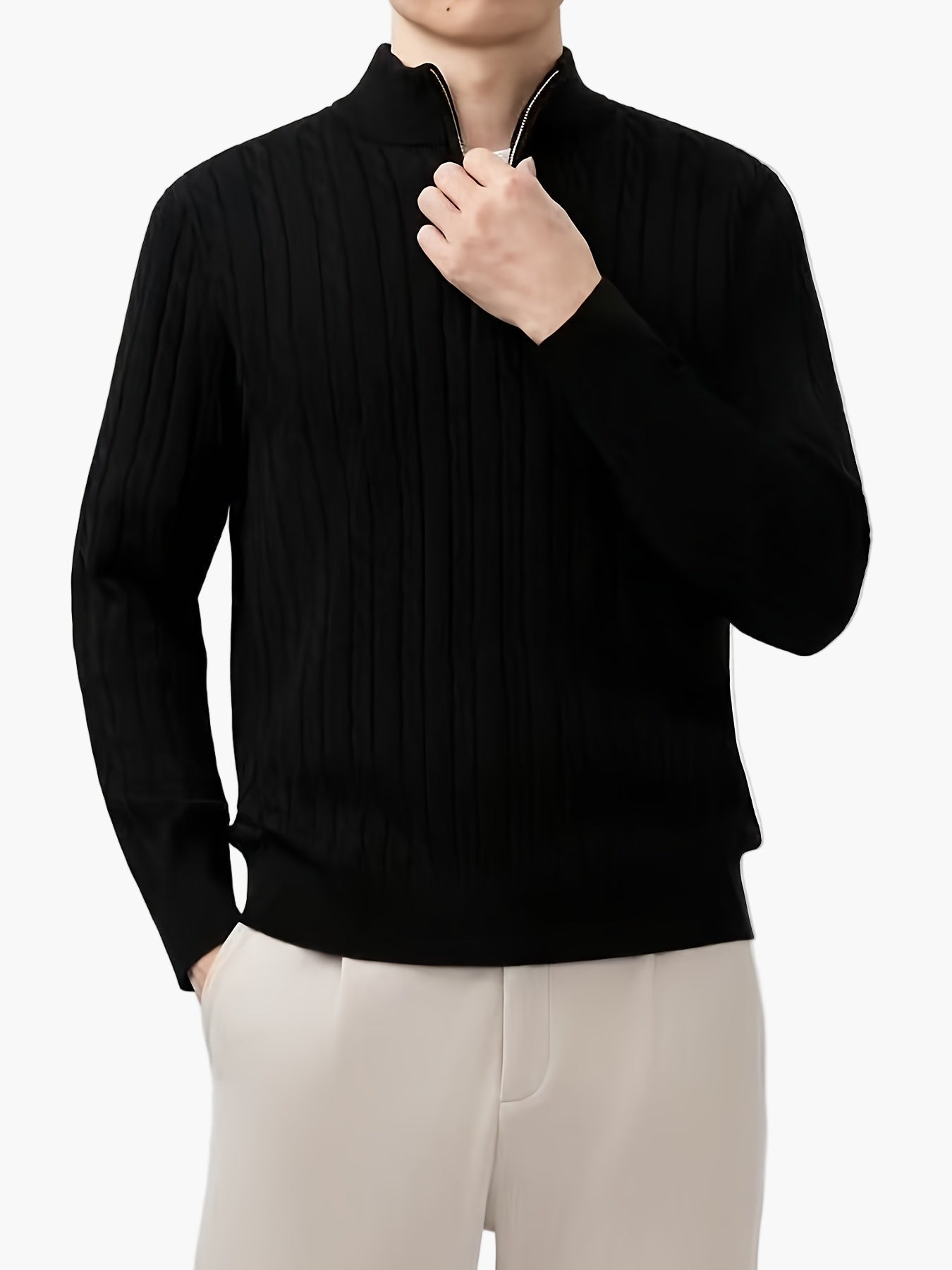 Men's knitted sweater with zipper and modern design – ideal for leisure and office