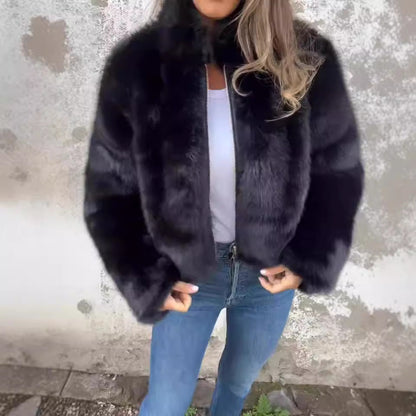 Charlotte – Plüschjacke mit Stehkragen und Reißverschluss