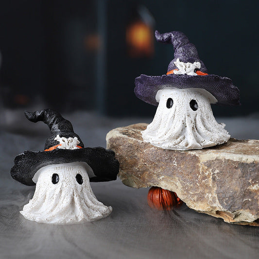 Halloween decoration figure ghost with witch hat – resin figure for party & spooky atmosphere