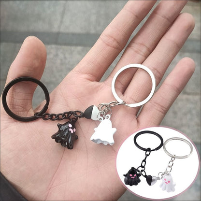 Halloween Keychain Set – Cute Ghosts for Couples, Friends & Decoration