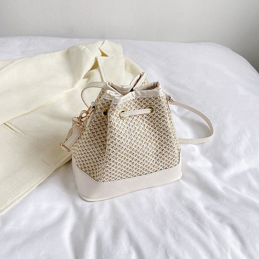 Janet – Hochwertige Online-Rote und Western-Stil Gewebte Schultertasche