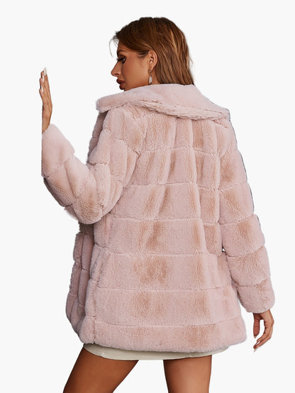 Women's winter coat in modern street style – trendy oversized look for autumn and winter