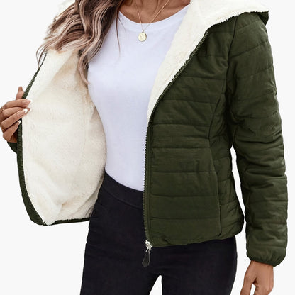 Women's quilted jacket with hood and fleece lining – fashionable transitional jacket for everyday and leisure use