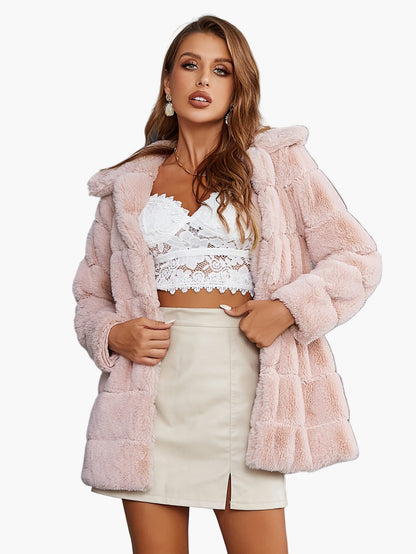 Women's winter coat in modern street style – trendy oversized look for autumn and winter