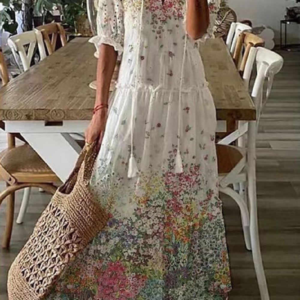 Sophia – Geblümtes Damenkleid mit mittellangen Ärmeln