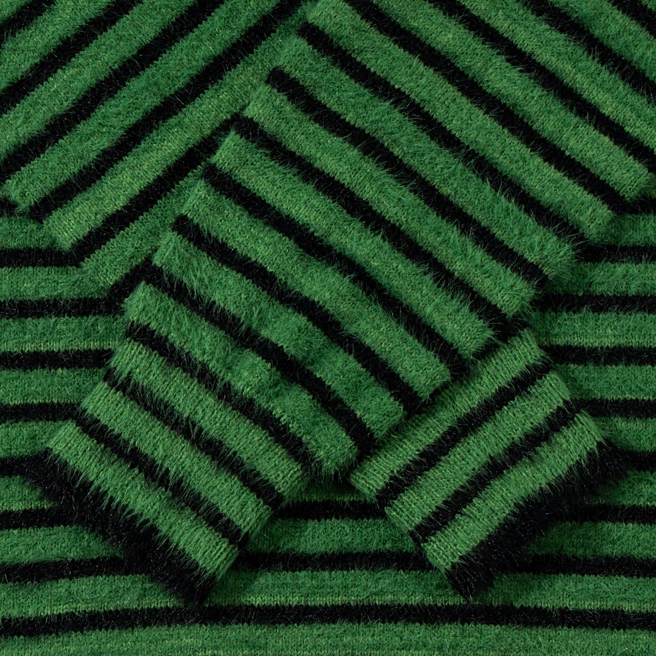 Men's Oversize Streetwear Knit Sweater with Stripe Pattern – Perfect for Autumn & Winter