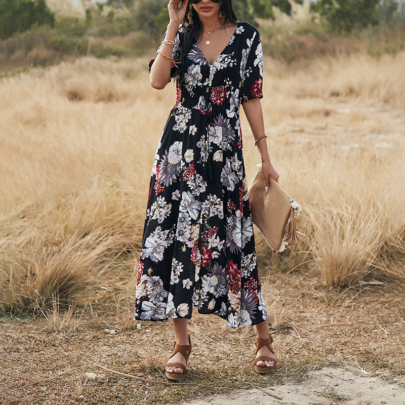 Sandra – Floral Sommer Strandkleid mit V-Ausschnitt und elastischem Bund