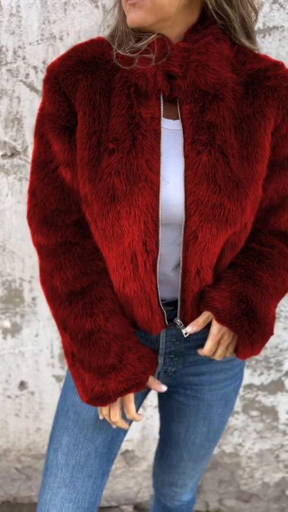 Charlotte – Plüschjacke mit Stehkragen und Reißverschluss