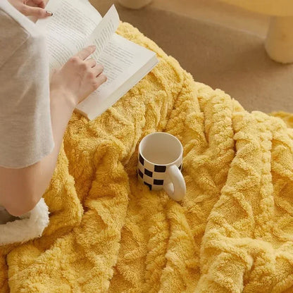 Ultra cozy blanket Sherpa winter blanket for women and men – fluffy sofa blanket for cozy evenings and bedrooms
