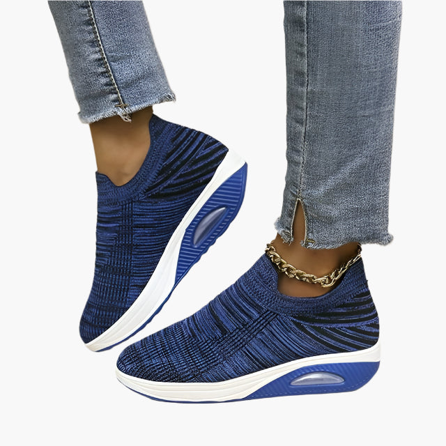 Damen Slip-On Sneakers – Bequeme Freizeitschuhe für Alltag und sportliche Aktivitäten