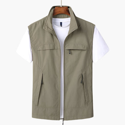 Men's Outdoor Vest – Modern Sleeveless Casual Vest for Everyday & Activities