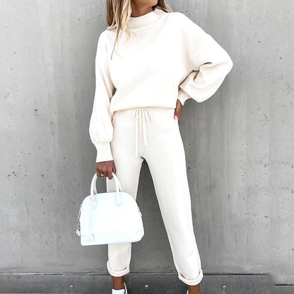 Damen Loungewear Set – Zweiteiliges Freizeit Outfit mit Rollkragen und Jogginghose, Komfort-Look für Zuhause oder unterwegs
